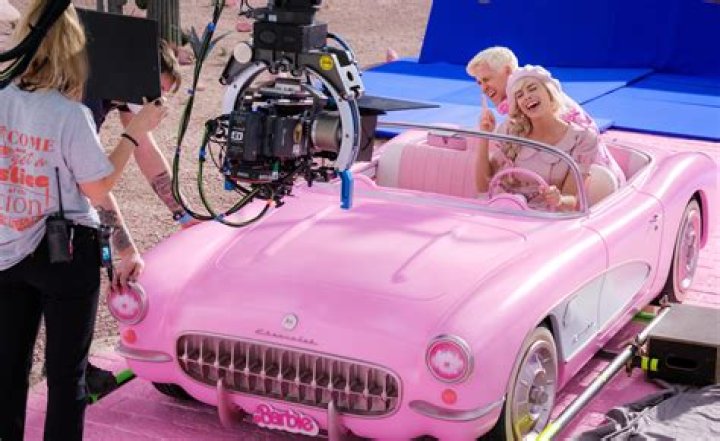'Fantastic Beasts' Behind The Scenes Photos