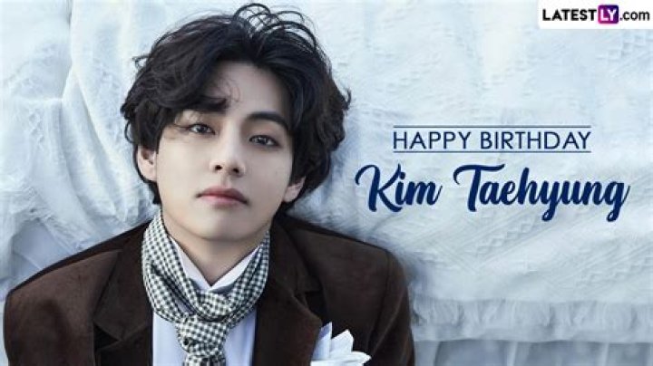 22 GIFs to Celebrate BTS’ V's (Kim Taehyung) 22nd Birthday