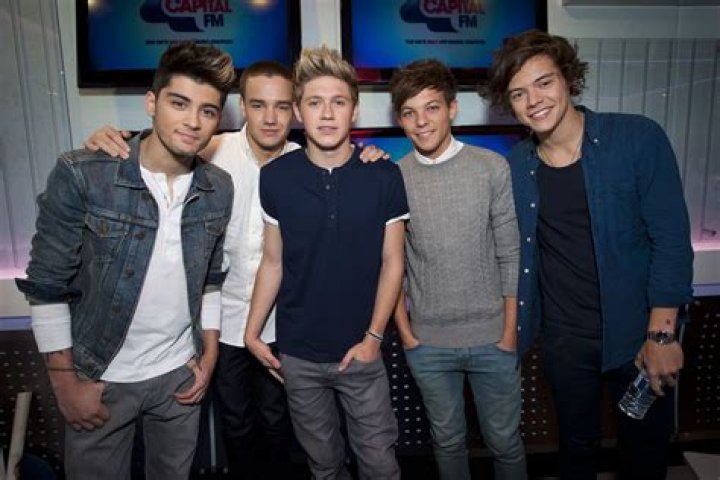 25 Days of One Direction: A collection of our favorite selfies
