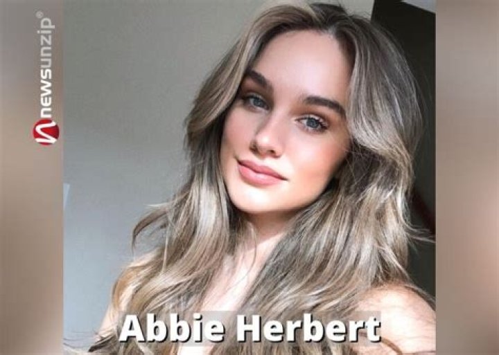 Abbie Herbert- Bio, Age, Net Worth, Husband, Height, Religion, Career