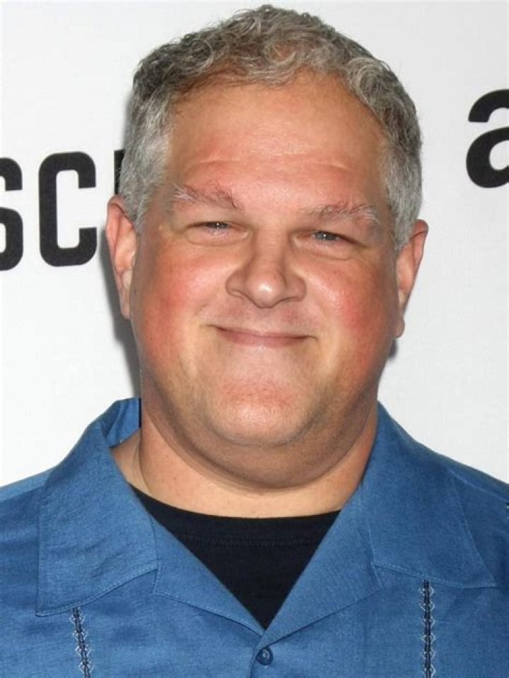 Abraham Benrubi Net Worth, Age, Height, Bio, Birthday, Wiki!