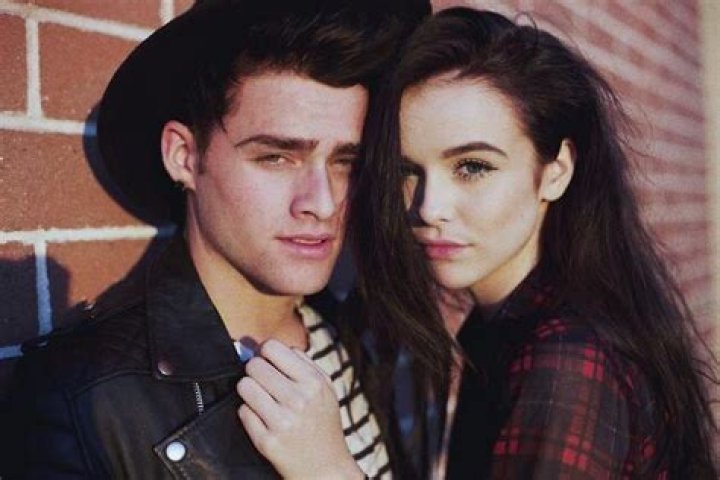 Acacia Brinley’s Boyfriend: Who is Acacia Brinley Dating?