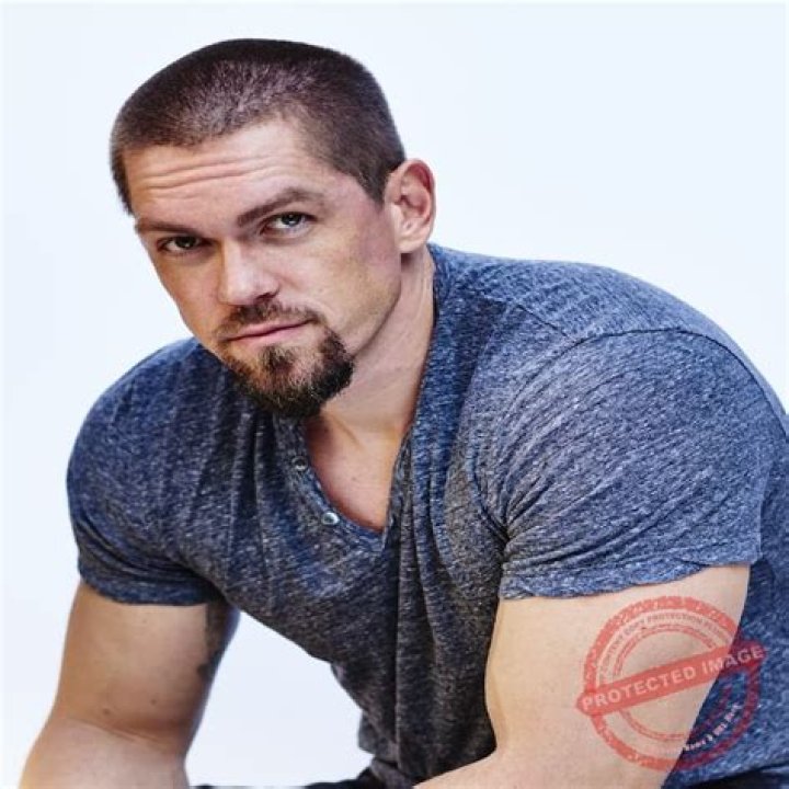 Adrián Uribe Net Worth, Age, Height, Bio, Birthday, Wiki!