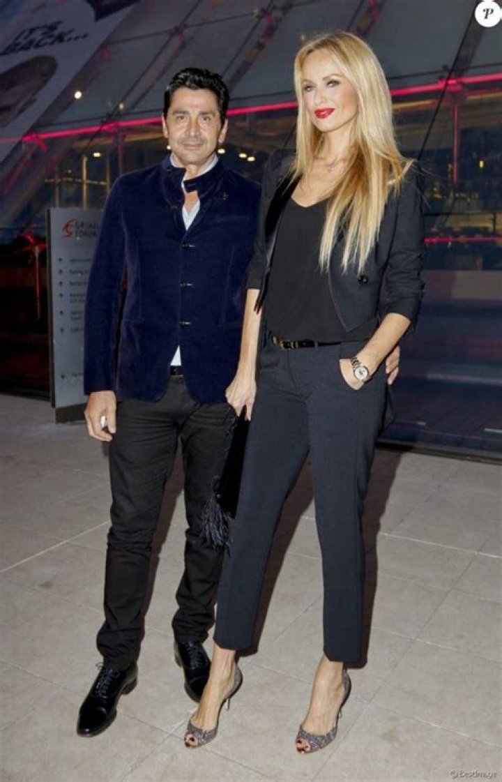 Adriana Karembeu Jambe Taille