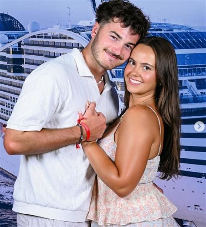 Adriano Tadeu Barbosa’s Girlfriend: Who is Adriano Tadeu Barbosa Dating?