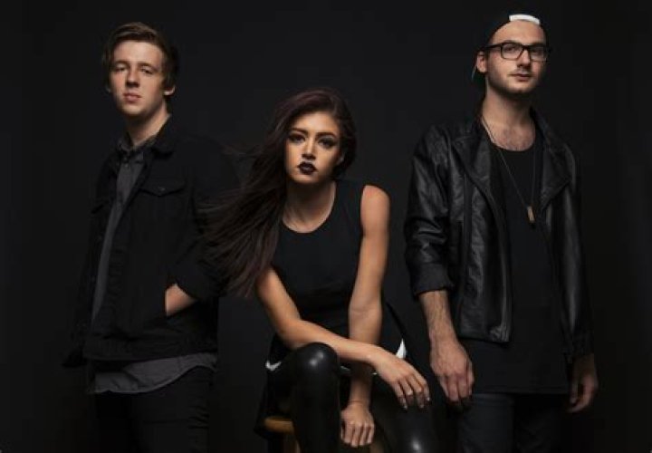Against the Current and Yellowcard Cover "Love Story"
