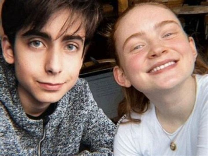 Aidan Gallagher Age, Height, Girlfriend, Family, Bio, Gay, Wiki