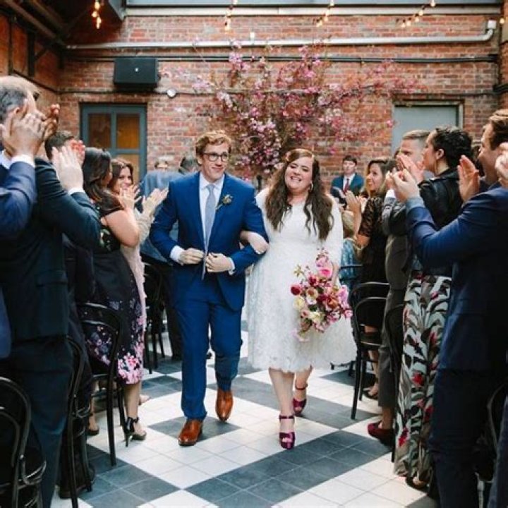 Aidy Bryant’s Husband: Who is Aidy Bryant Dating?