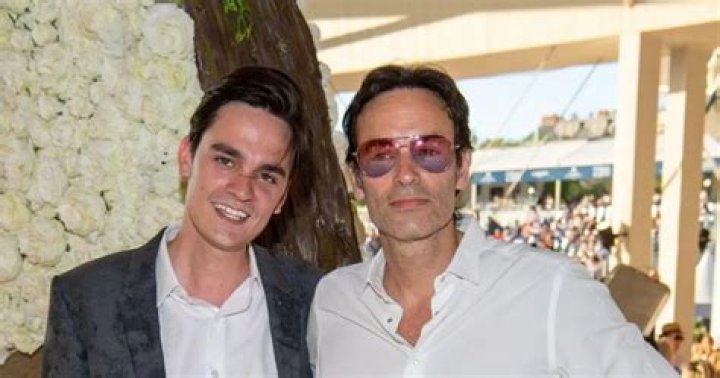 Alain Frachon Parents Archives - Médias Célèbres