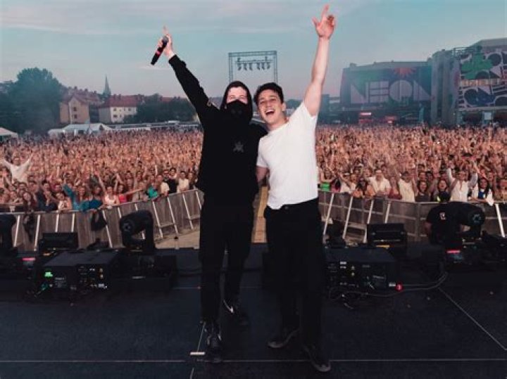 Alan Walker collaborates with Zak Abel for their awesome EDM summer anthem titled "Endless Summer"