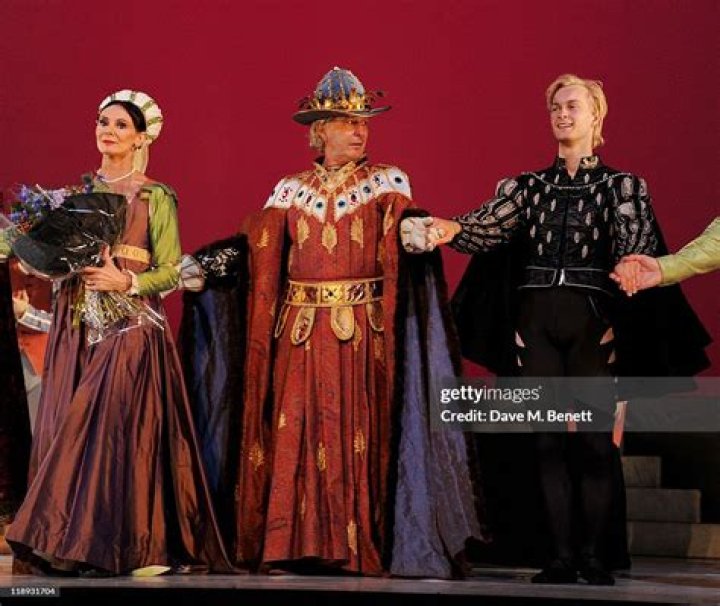 Alban Lendorf - Net Worth, Age, Height, Birthday, Bio, Wiki!