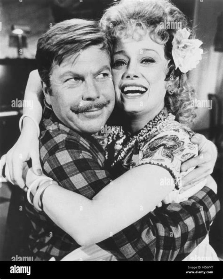 Albert Salmi Net Worth, Age, Height, Bio, Birthday, Wiki!