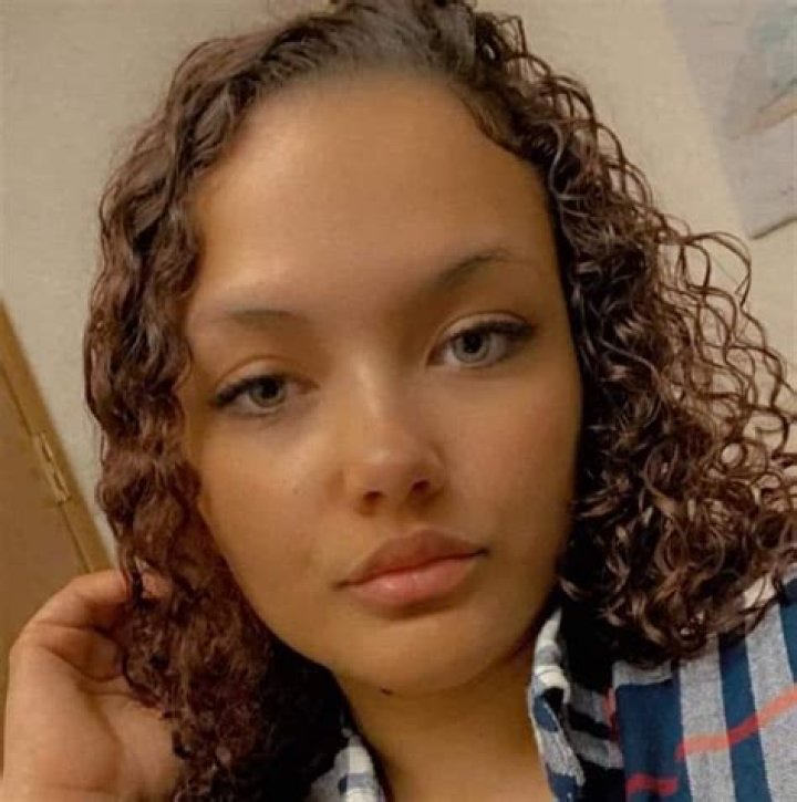 Aleah Lebeouf - Net Worth, Age, Height, Birthday, Bio, Wiki!