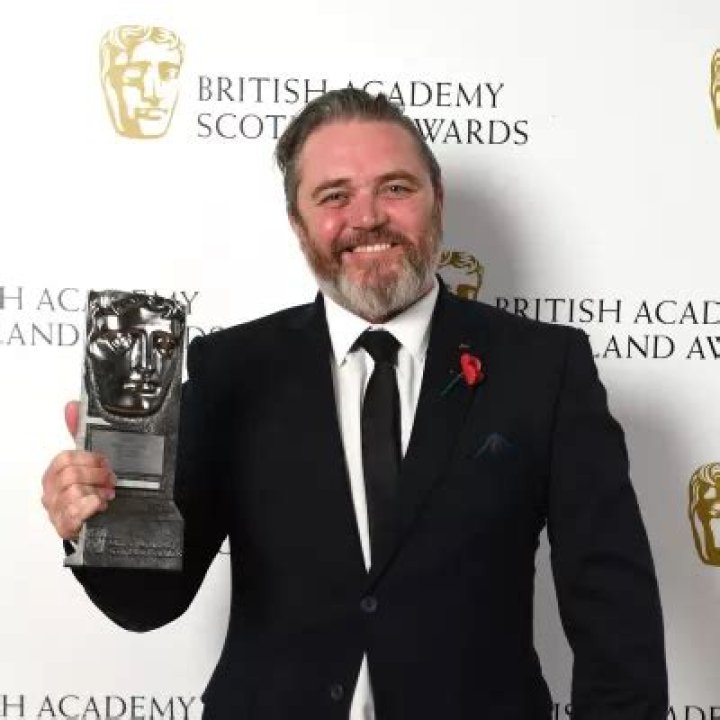 Alex Ferns- Wiki, Age, Wife, Net Worth, Ethnicity, Career