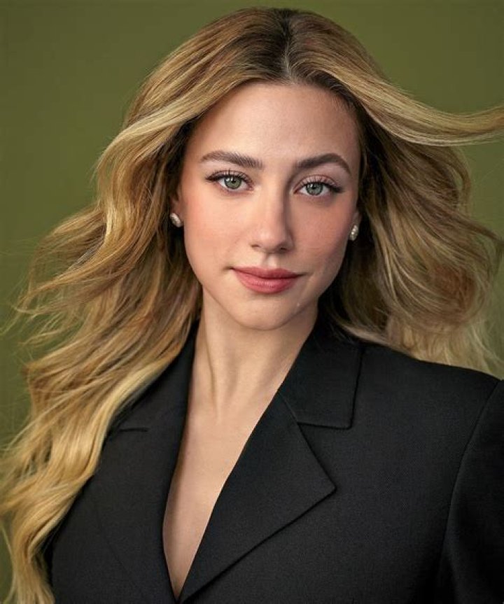 Alice Reinheart - Net Worth, Age, Height, Birthday, Bio, Wiki!