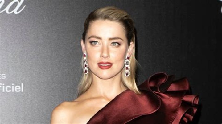 Amber Heard Thanks Supporters Through Social Media For Their Support During The Depp Scandal