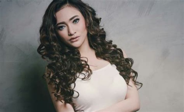 Amel Alvi