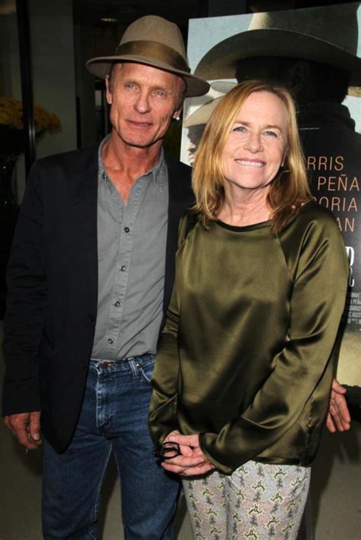 Amy Madigan – Bio and Other Facts About Ed Harris’ Wife