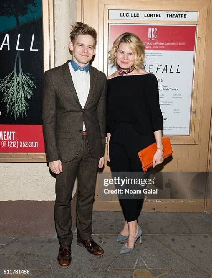 Andrew Keenan-Bolger - Net Worth, Age, Height, Birthday, Bio, Wiki!