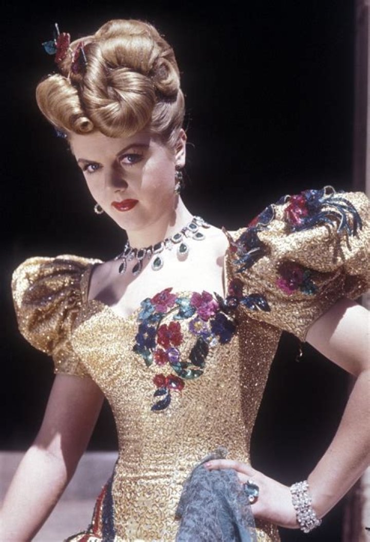 Angela Lansbury Jeune