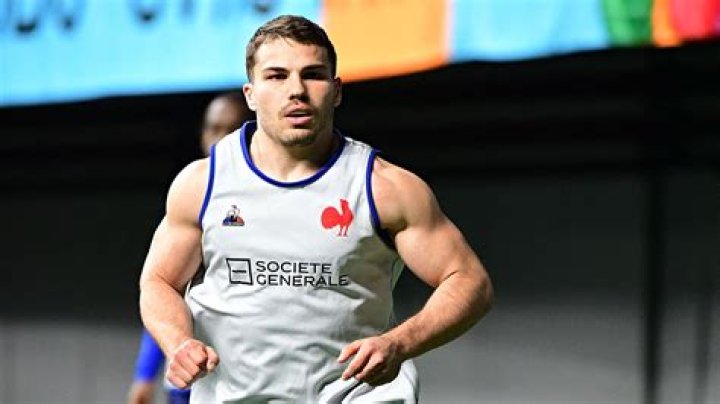 Antoine Dupont Taille Poids