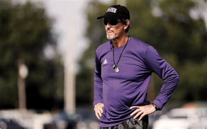 Art Briles - Net Worth, Age, Height, Birthday, Bio, Wiki!