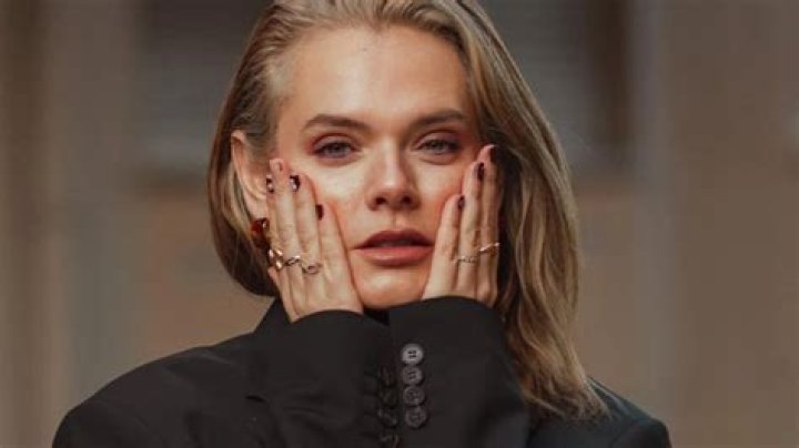 Asli Orcan - Net Worth, Age, Height, Birthday, Bio, Wiki!