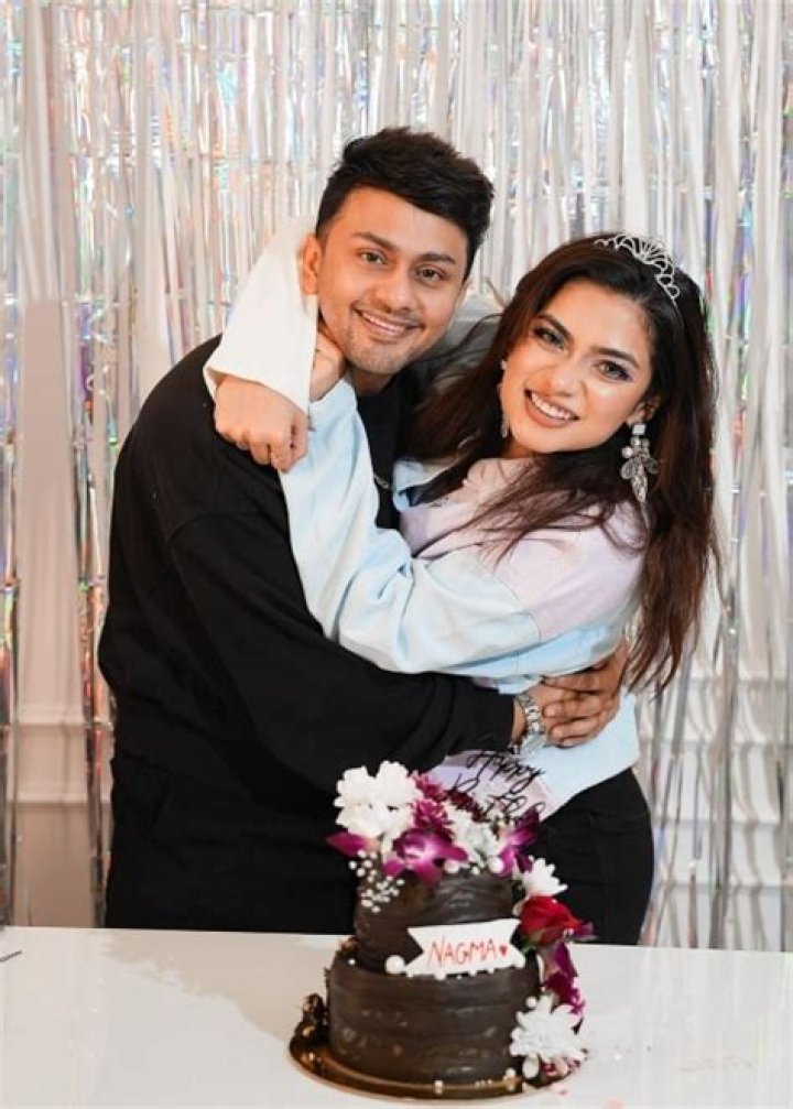 Awez Darbar - Net Worth, Age, Height, Birthday, Bio, Wiki!