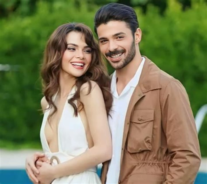Aysegul Unsal’s Boyfriend: Who is Aysegul Unsal Dating?