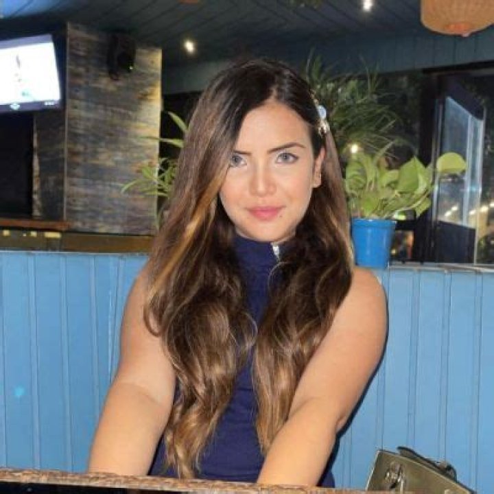 Azma Fallah- Wiki, Age, Ethnicity, Boyfriend, Height, Net Worth, Career