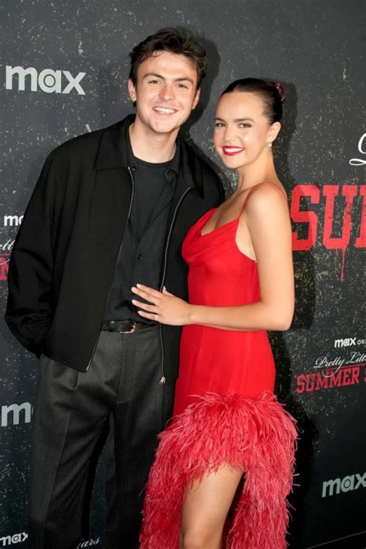 Bailee Madison’s Boyfriend: Who is Bailee Madison Dating?
