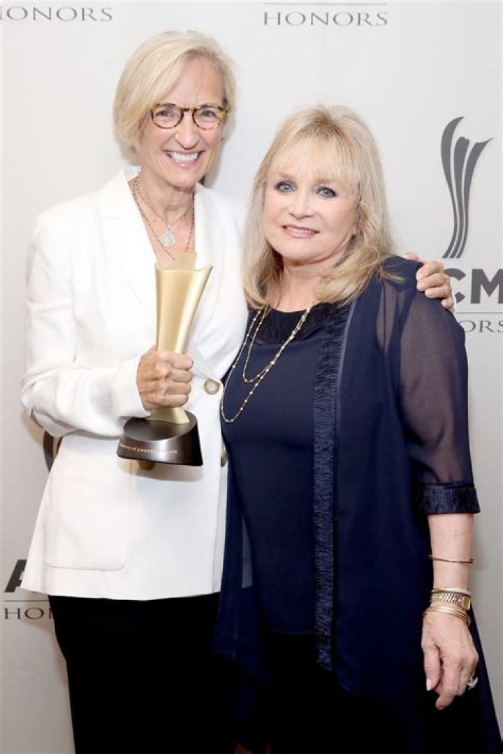 Barbara Mandrell Today, Bio, Age, Children, Husband, Now, Songs and Net Worth