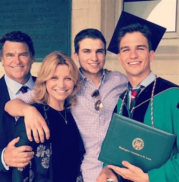 Beau Martin McGinley Bio, Wiki, Age, Height, Family, Girlfriend, Career, and Net Worth