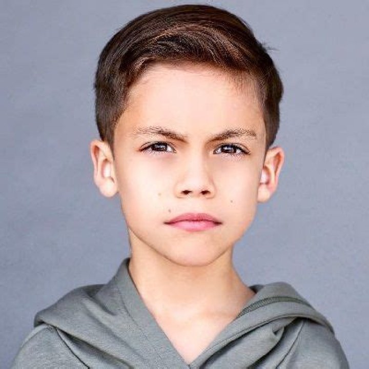 Ben Hampton- Age, Height, Net Worth, Parents, Relationship