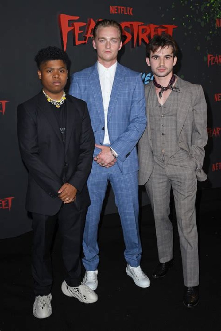 Benjamin Flores Jr. Net Worth, Age, Height, Bio, Birthday, Wiki!