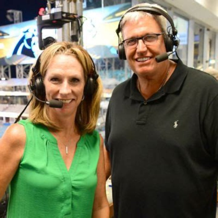 Beth Mowins Is First Female Commentator To Host The National Football League Game