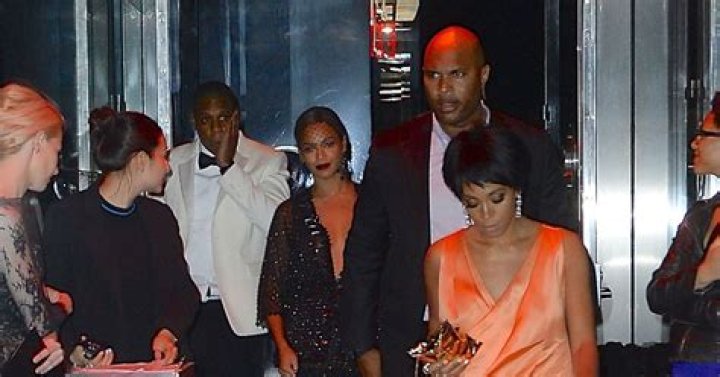 Beyonce Hates Naomi Campbell: Jay-Z Hook-Up With Naomi Caused Solange Elevator Fight?