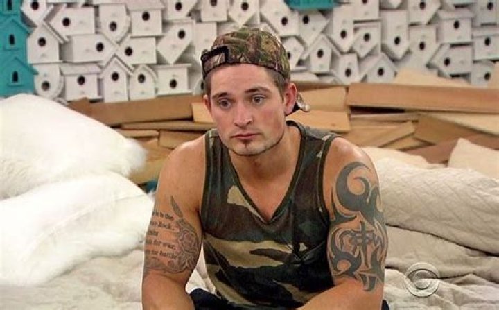 Big Brother 16 Caleb Reynolds Racist and Stalker: Stalks Amber Borzotra – Insane and Obsessed?