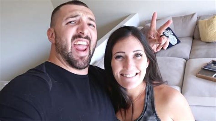BigDawsTv’s Girlfriend: Who is BigDawsTv Dating?