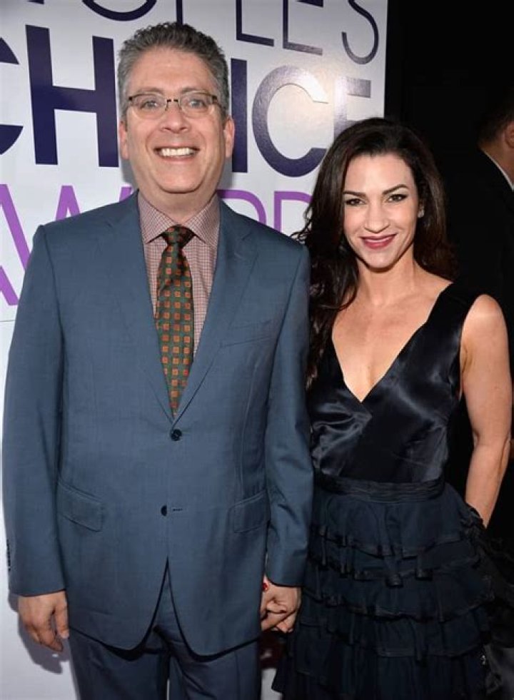 Bill Prady - Net Worth, Age, Height, Birthday, Bio, Wiki!