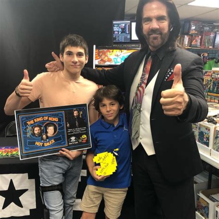 Billy Mitchell (gamer) Bio, Wiki, Age, Wife, Net Worth, Regular Show and Restaurant