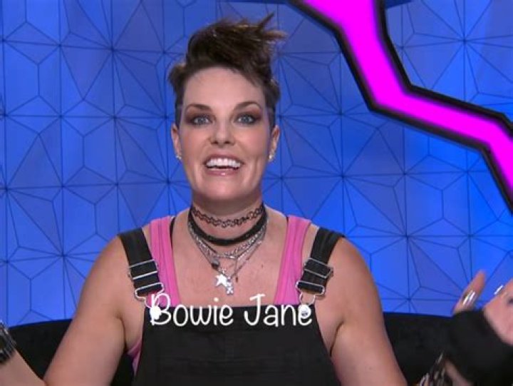 Bowie Jane Net Worth | Bowie Jane Big Brother, Judge, Birthday, Age, Height, Boyfriend Bio