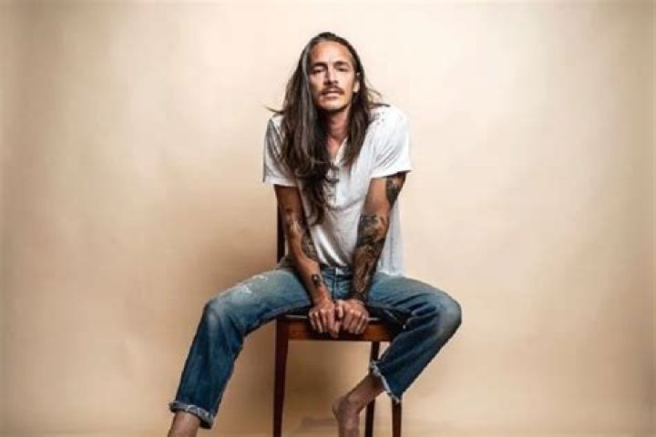 Brandon Boyd, Vocalist For Incubus, Is He dating ‘Starz’ Actress Sarah Hay?