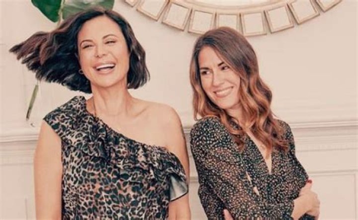 Brooke Daniells : Divorced From Husband, Dating Lesbian