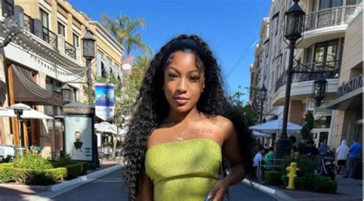 Brooklyn Frost (YouTuber) Tattoo, Height, Age, Net Worth, Boyfriend, Ethnicity, Career