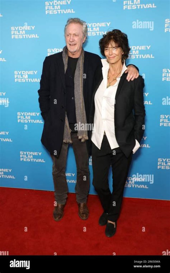 Bryan Brown’s Wife: Who is Bryan Brown Dating?