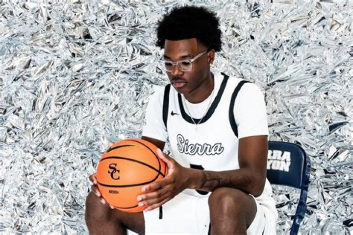 Bryce Dessner Net Worth, Age, Height, Bio, Birthday, Wiki!