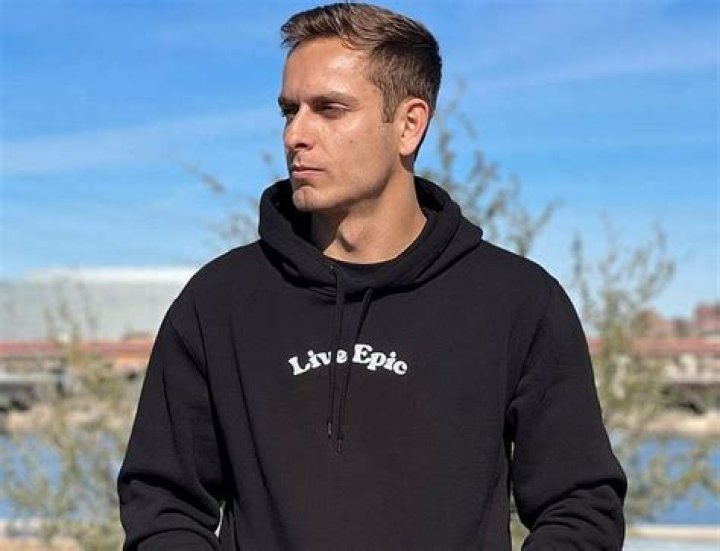 Carlos Gonzalez Net Worth, Age, Height, Bio, Birthday, Wiki!