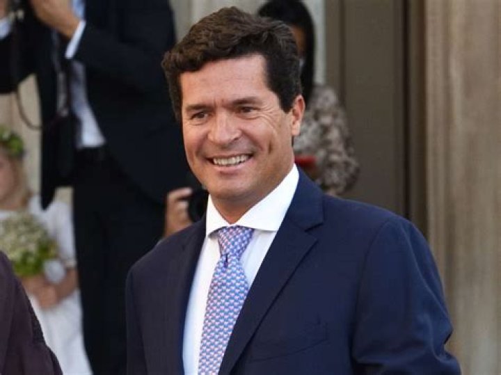 Carlos Morales Quintana Net Worth, Age, Height, Bio, Birthday, Wiki!