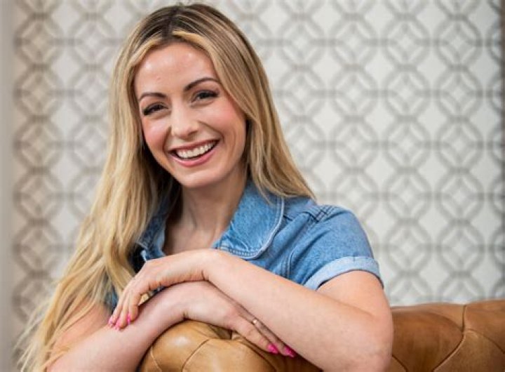 Carly Waddell Net Worth, Age, Height, Bio, Birthday, Wiki!